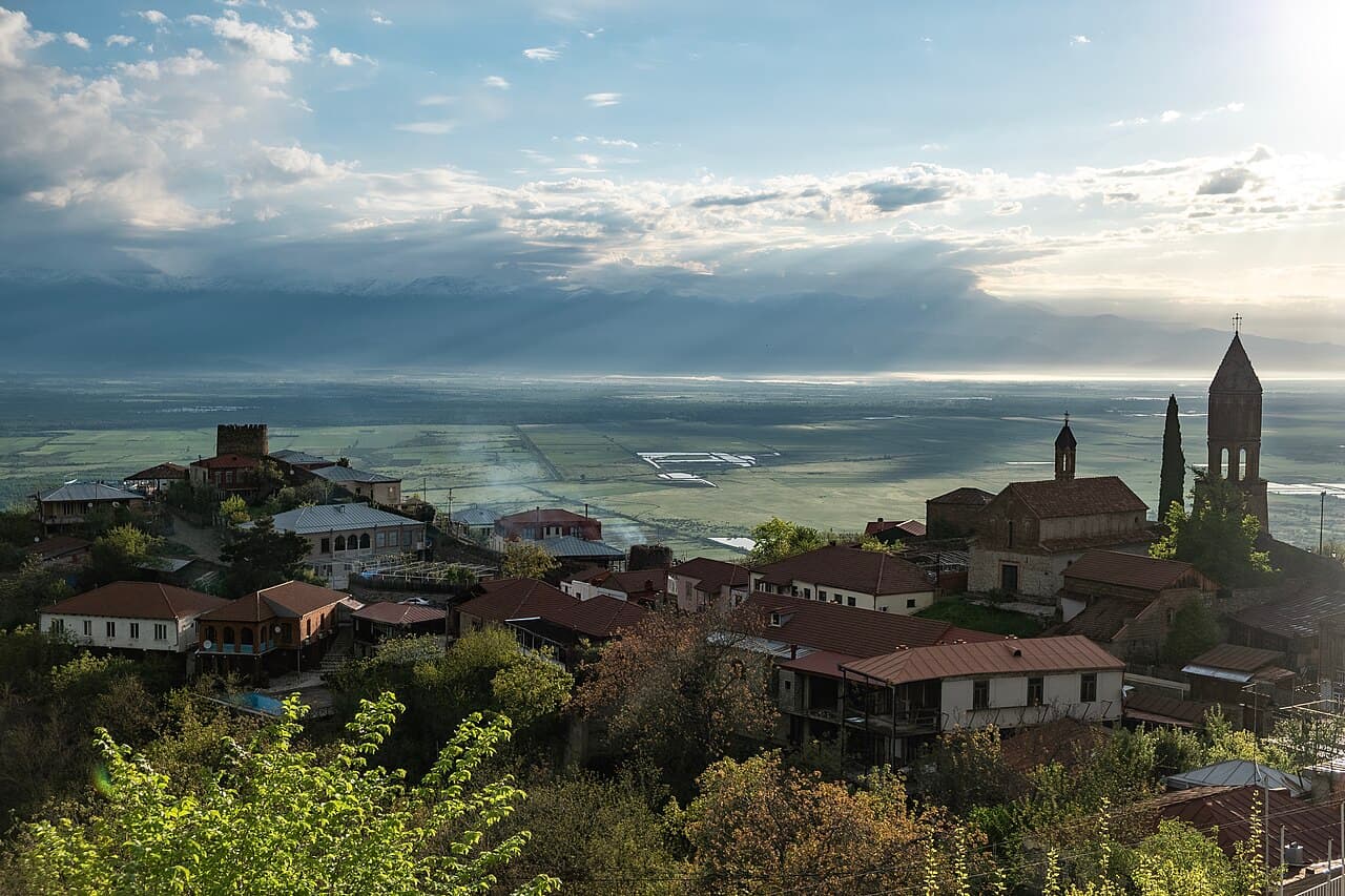 Beste Reisezeit für Georgien (Land): Monat-für-Monat-Guide 2026