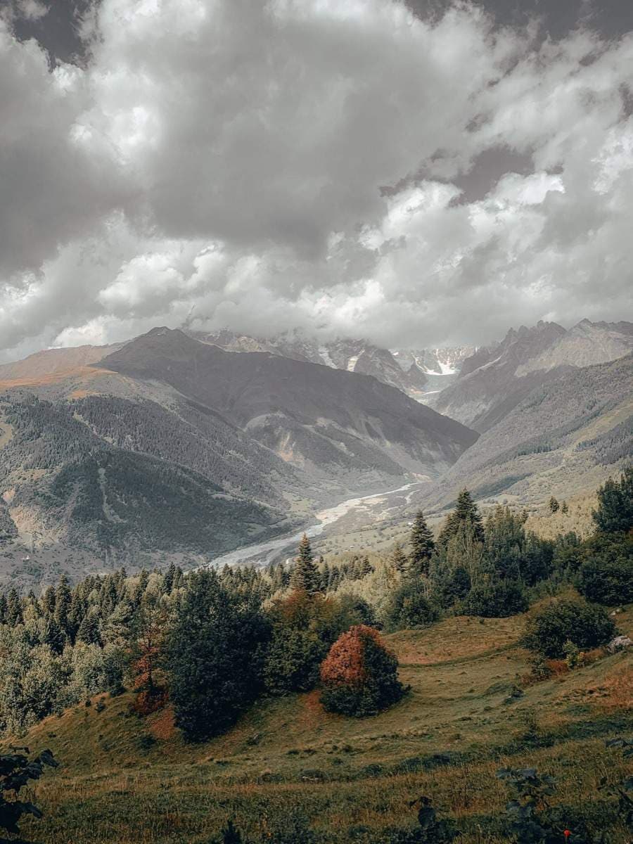 Self-Drive Georgia: 8-Day Jeep Itinerary Through Svaneti & Kazbegi (2026)