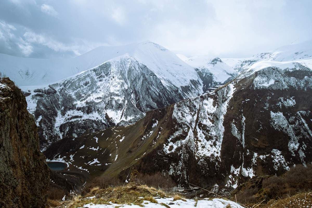 10 Mistakes First-Time Visitors Make in Georgia (And How to Avoid Them)